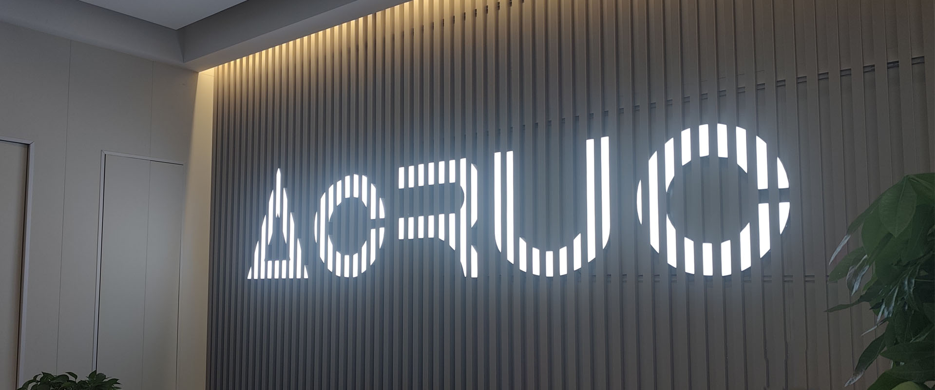 病房医用气体系统设计关键决策：管道暗装还是明装？